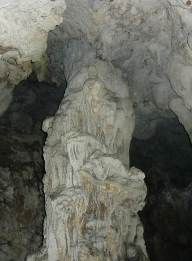 Cueva de los Esqueletos.......www.jaenescondido.es/cueva-de-los-esqueletos.html